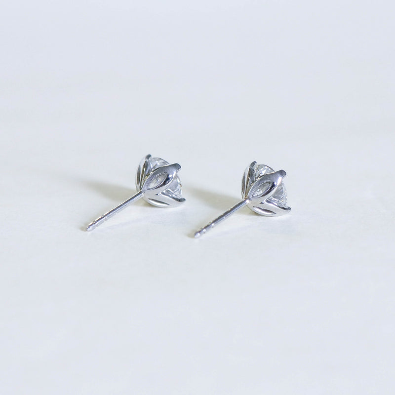 Diamond Fleur stud earrings