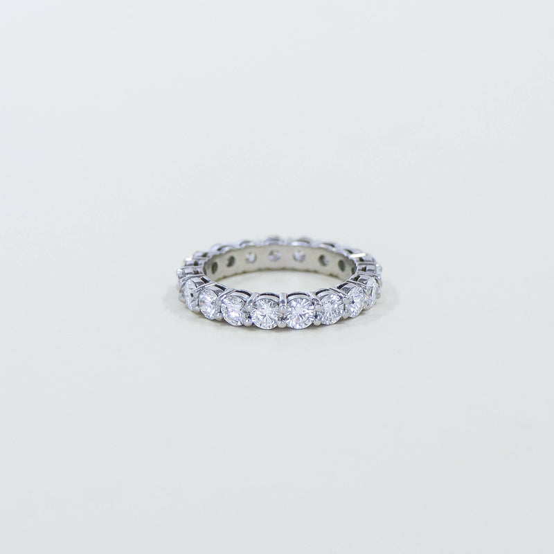 Luna double bezel round diamond ring